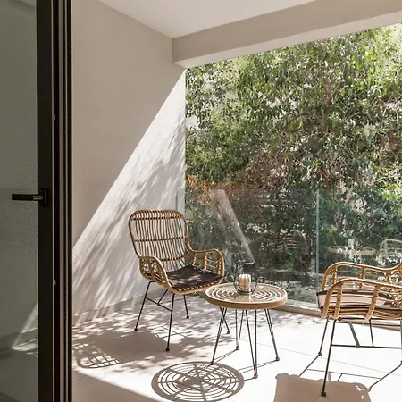 Cubes Living Goudi Apartment *