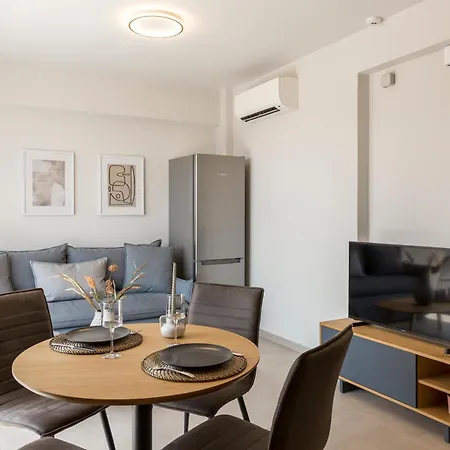 Cubes Living Goudi Apartment *